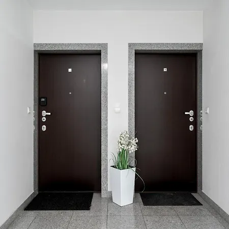 Skowronia Modern Cracovie