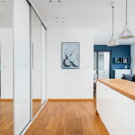 Skowronia Modern Apartment Krakow